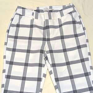 NWT A New Day Stretch, Slim Ankle, 4R Black and White Pants, Mid-rise